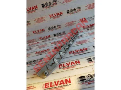 1Z1858418 - ÖN GÖĞSÜN SÜS ÇITASI - Used Original