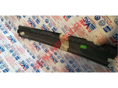 5N0837901 - KAPI CAMI ÇERÇEVESİNİN SİPERİ - Used Original