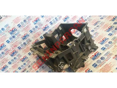 8P0858005 - YUVA - Used Original