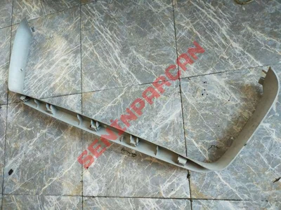 1K6867603F - BAGAJ KAPAĞI KAPLAMASI