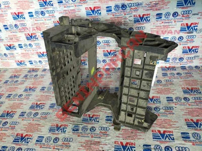 8E0858005E - YUVA - Used Original