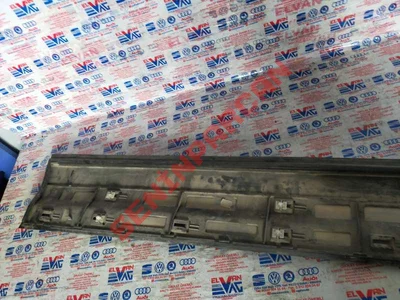 7P5837788 - KAPI PERVAZ ÇITASI - Used Original