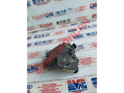 8P4827505B - BAGAJ KAPAK KILIDI