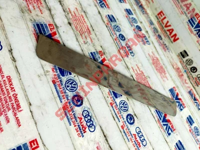 3V0853558D - ALT ÇITA SÜS ÇITASI