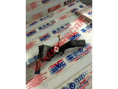 1K0953519L - CAM SİLECEĞİ/SİLME YIKAMA - Used Original