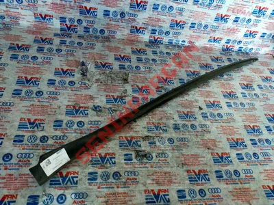 6J0854320 - ÖN CAM IÇIN SÜS - Used Original