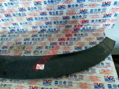 5P0854943E - KAPUT HAVALANDIRMA PANELİ - Used Original
