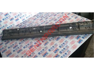 7P5837788Q - KAPI ALT ÇITASI - Used Original