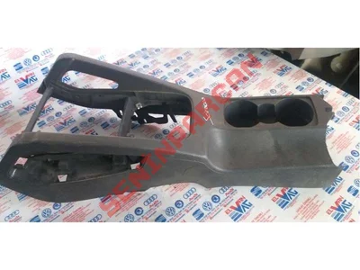 1K0863243C - ORTA KONSOL