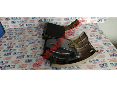 4B1863075 - ARAÇ KITABINA AIT YUVAYA SAHIP - Used Original