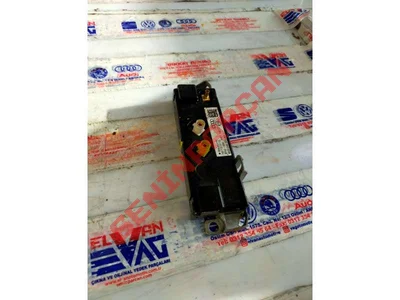 8K5035225AA - ANTEN GÜÇLENDIRICISI