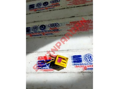 4E0972133 - KABLO SOKETI - Used Original