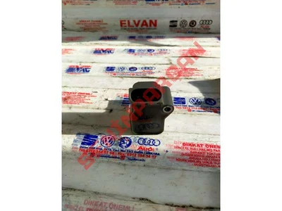 04E905110N - ATEŞLEME BUJISI SOKETI OLAN