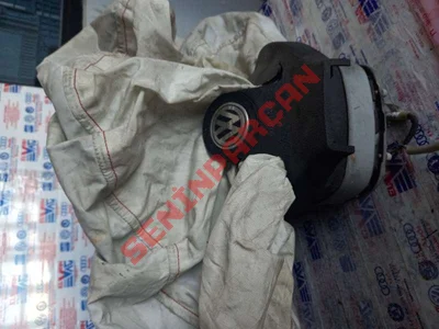 1K0880201CB - RADYO VE TELEFONUN UZAKTAN