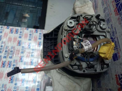 1K0880201CB - RADYO VE TELEFONUN UZAKTAN