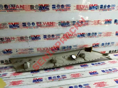 5J0867233R - A DIREĞI KAPLAMASI - Used Original