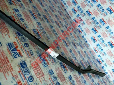 1J6839408D - PENCERE KLAVUZU - Used Original