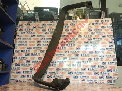 565867605A - BAGAJ KAPAĞI KAPLAMASI