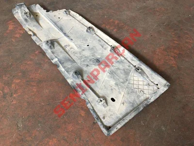 1K0825212 - ORTA ALT TEPSİ KAPAĞI - Used Original
