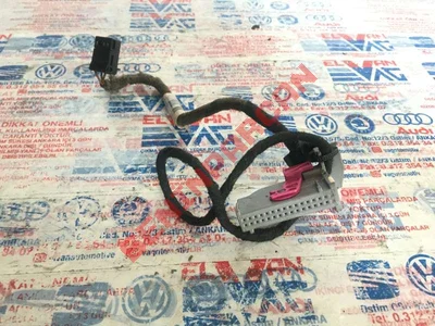 3C0972977 - KABLO SOKETI