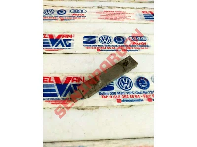 5K0962132B - ANTEN BRAKETI