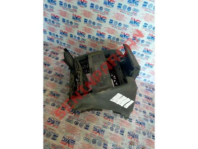 8L0863243K - ORTA KONSOL - Used Original