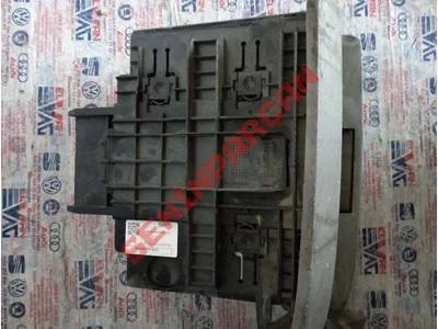 6Q0882599 - KILAVUZ ÇERÇEVESI - Used Original