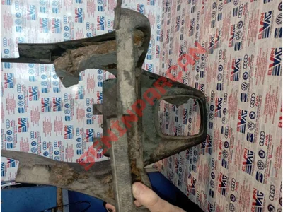 8D0863243 - ORTA KONSOL