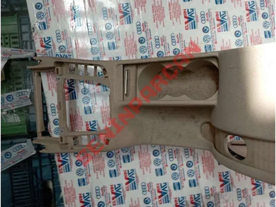 3T0863241G - ORTA KONSOL - Used Original