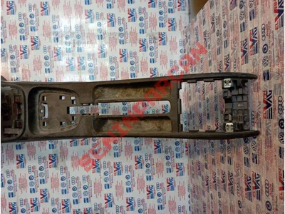 6R0863241AA - ORTA KONSOL - Used Original