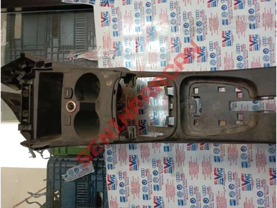 6R0863241AA - ORTA KONSOL - Used Original