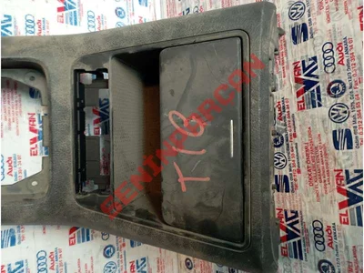 5N1857307A - SALON KONSOLU - Used Original