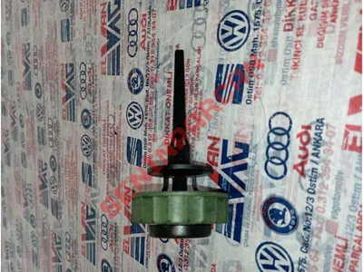 7L0422361 - HİDROLİK DİREKSİYON KAPAĞI - Used Original