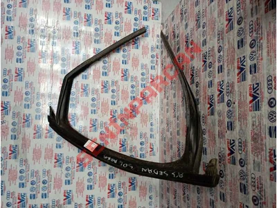 8V5839439 - CAM KILAVUZU - Used Original