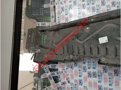 7H0825210E - ALT KAPLAMA