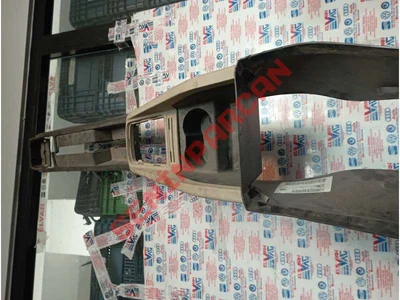 6V0863243 - ORTA KONSOL - Used Original