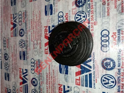 06C103485AD - BAŞLIK KAPAĞI - Used Original