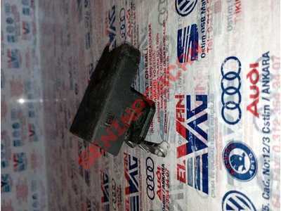 7E5827505A - BAGAJ KAPAGI KILIDI - Used Original