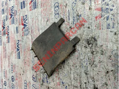 8P1863351D - ORTA SAKLAMA KONSOLU - Used Original