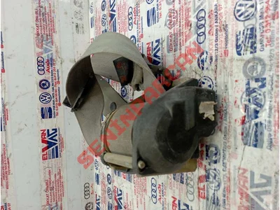 1M0857806 - BASMALI TUŞ KILIDINE SAHIP