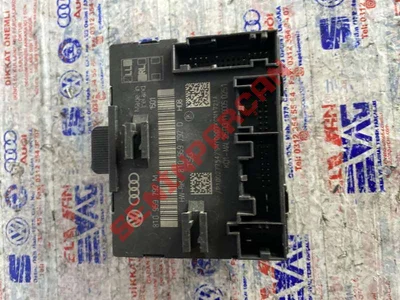 8T0959792M - KAPI KONTROL ÜNITESI