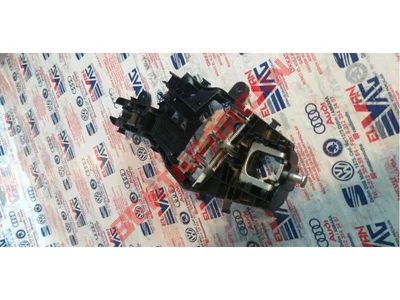 517837811H - KAPI KOLU BRAKETI