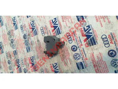 1M5862159C - BAGAJ KAPAĞI KİLİDİ - Used Original