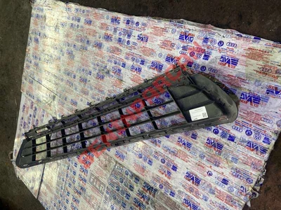 5G0853677A - HAVALANDIRMA IZGARASI - Used Original