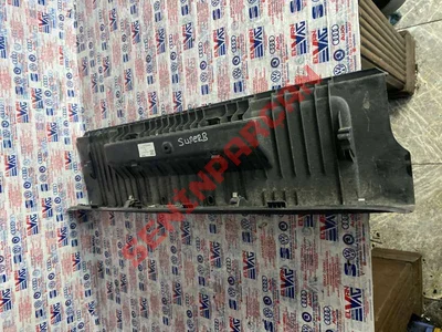 3V5863485A - İÇ KAPLAMA - Used Original