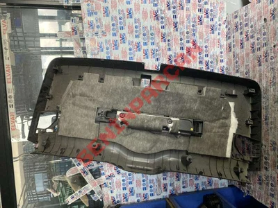 8R0867979B - BAGAJ KAPAĞI KAPLAMASI