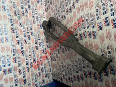 8V0857039 - ARKA BÖLME ISITMASININ