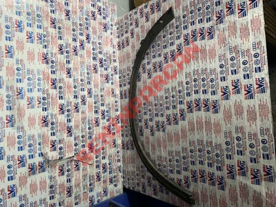 A1568859500 - ÖN TAMPON ÇEKİ DEMİR KAPAĞI - Used Original