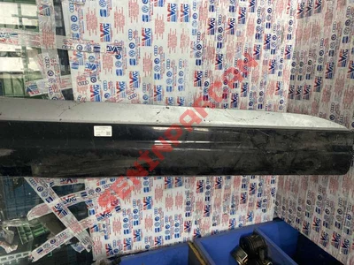 4M0853960F - KAPI KORUYUCUSU