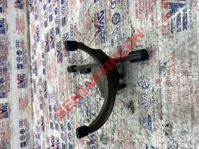 0AM311559F - VITES ÇATALI - Used Original